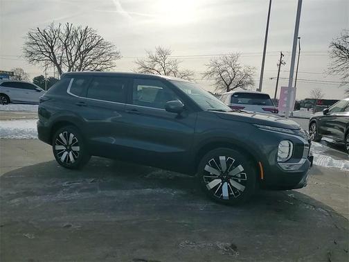 2026 Mitsubishi Outlander SE 2.5 S-AWC