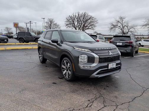 2026 Mitsubishi Outlander SE 2.5 S-AWC