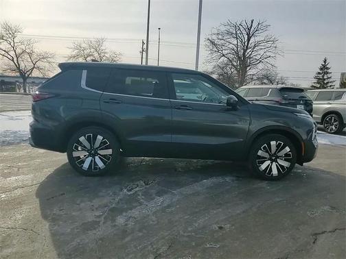 2026 Mitsubishi Outlander SE 2.5 S-AWC