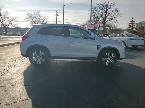 2025 Mitsubishi Outlander Sport 2.0 ES