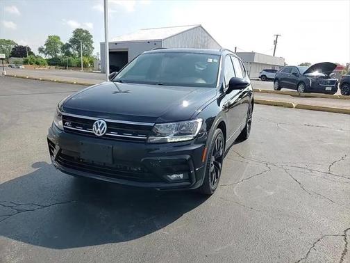 2021 Volkswagen Tiguan 2.0T SE R-Line Black 4MOTION