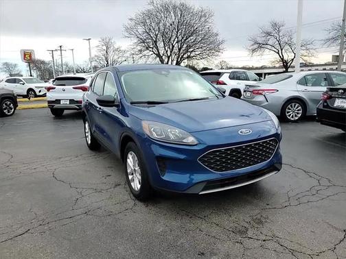 2022 Ford Escape SE