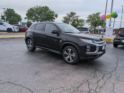 Black Pearl 2026 Mitsubishi Outlander Sport 2.0 ES