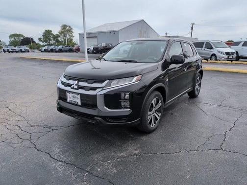 Black Pearl 2026 Mitsubishi Outlander Sport 2.0 ES