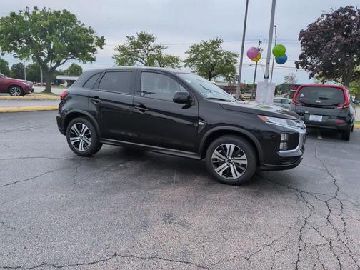 Black Pearl 2026 Mitsubishi Outlander Sport 2.0 ES