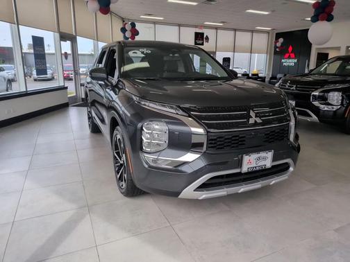 Graphite 2025 Mitsubishi Outlander SE S-AWC