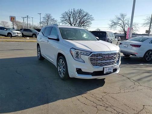 2023 GMC Terrain Denali