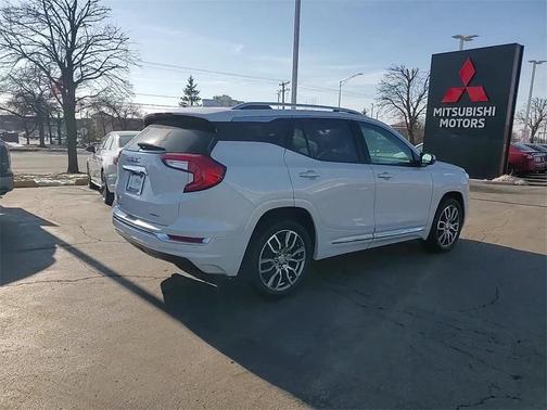2023 GMC Terrain Denali