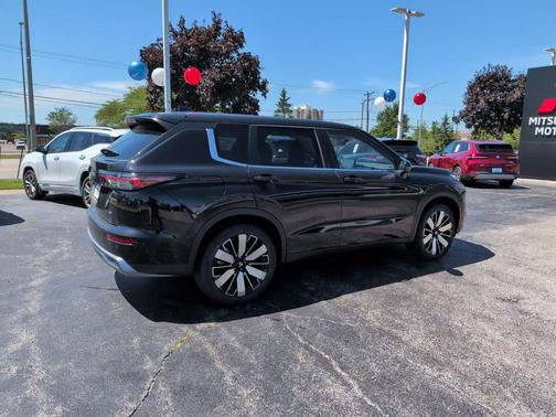 Black Pearl 2026 Mitsubishi Outlander SE