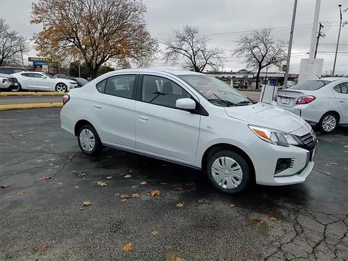 2024 Mitsubishi Mirage G4 ES