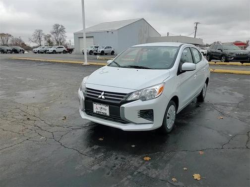 2024 Mitsubishi Mirage G4 ES