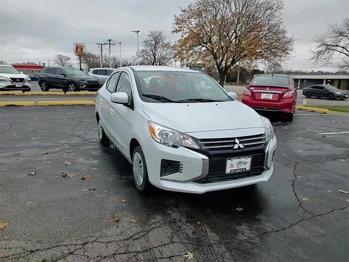 2024 Mitsubishi Mirage G4 ES