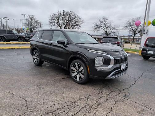 Black Diamond 2026 Mitsubishi Outlander SE 2.5 S-AWC