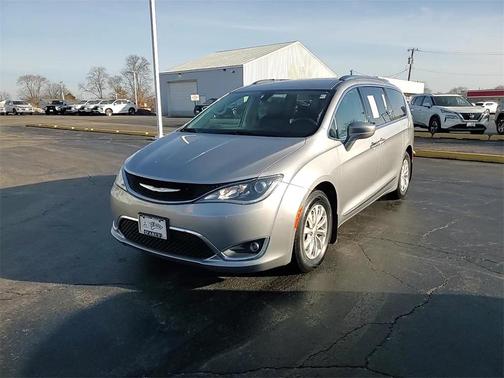 2018 Chrysler Pacifica Touring-L Plus