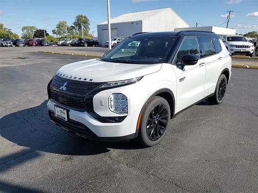 2025 Mitsubishi Outlander PHEV SEL