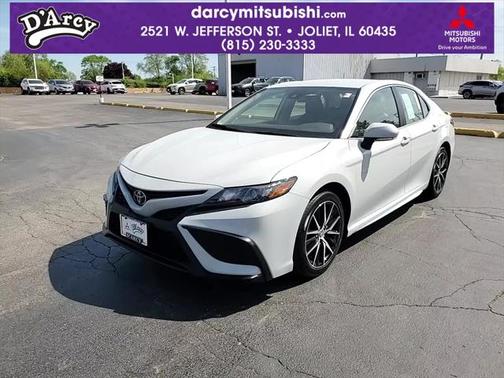 2023 Toyota Camry SE