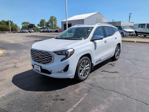 Summit White 2018 GMC Terrain Denali