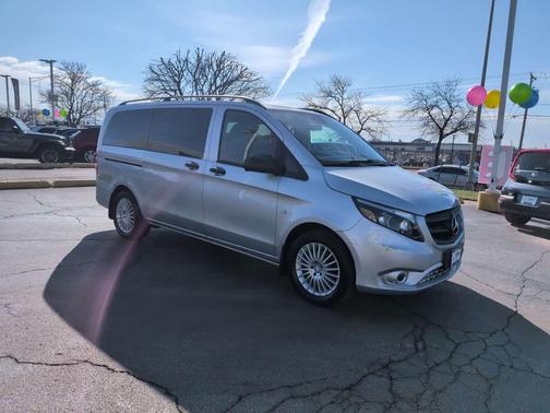 Brilliant Silver Metallic 2017 Mercedes-Benz Metris Base