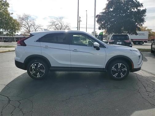 2025 Mitsubishi Eclipse Cross SE