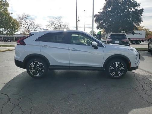 2025 Mitsubishi Eclipse Cross SE