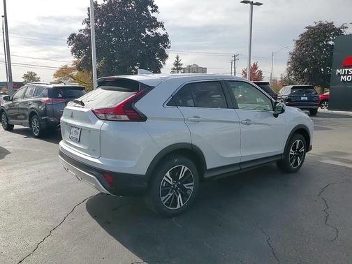 2025 Mitsubishi Eclipse Cross SE