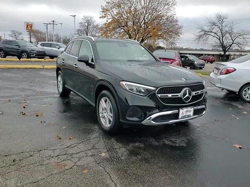 2025 Mercedes-Benz GLC 300 4MATIC