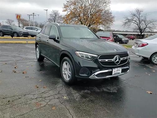 2025 Mercedes-Benz GLC 300 4MATIC