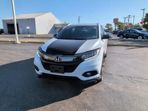 Platinum White Pearl 2019 Honda HR-V Sport