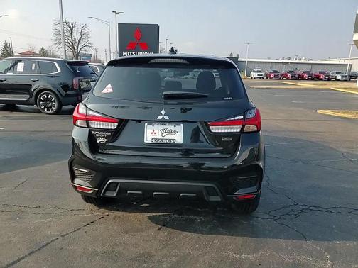 2025 Mitsubishi Outlander Sport 2.0 LE