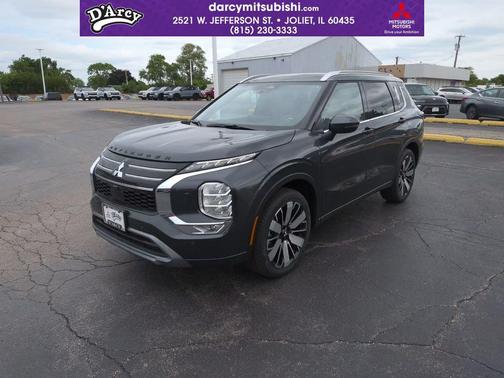 Graphite Gray 2026 Mitsubishi Outlander SEL S-AWC