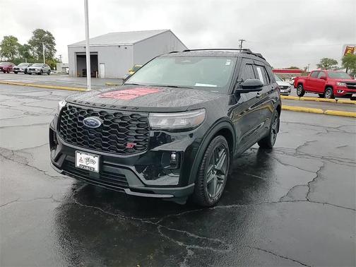 2025 Ford Explorer ST