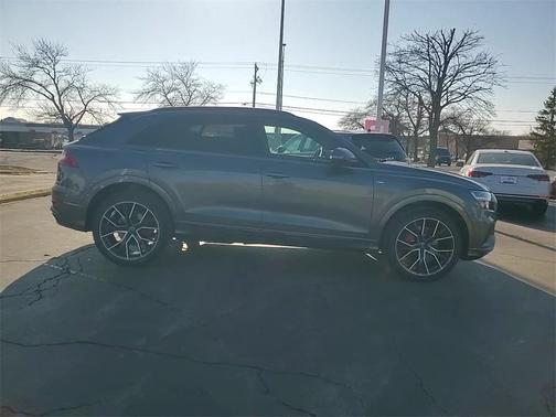 2019 Audi Q8 3.0T Premium Plus