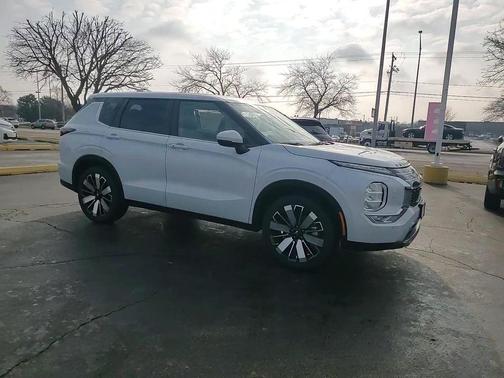 2026 Mitsubishi Outlander SE 2.5 S-AWC