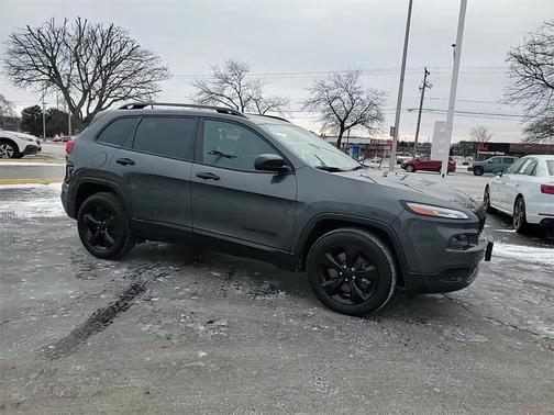 2017 Jeep Cherokee Sport