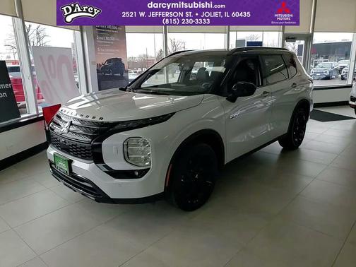 2025 Mitsubishi Outlander PHEV SEL