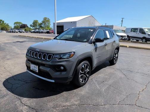 Sting-Gray Clearcoat 2023 Jeep Compass Limited