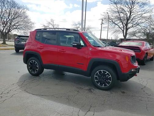 2023 Jeep Renegade Trailhawk
