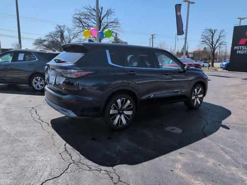 Cosmic Blue 2026 Mitsubishi Outlander SE 2.5 S-AWC