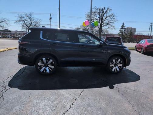 Cosmic Blue 2026 Mitsubishi Outlander SE 2.5 S-AWC