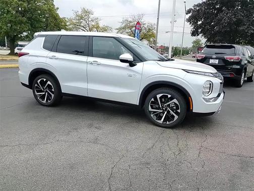 2025 Mitsubishi Outlander PHEV SE S-AWC