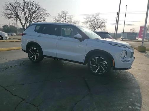 2025 Mitsubishi Outlander PHEV SE S-AWC