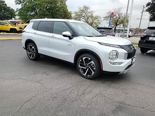 2025 Mitsubishi Outlander PHEV SE S-AWC