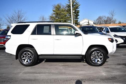 2024 Toyota 4Runner TRD Off Road