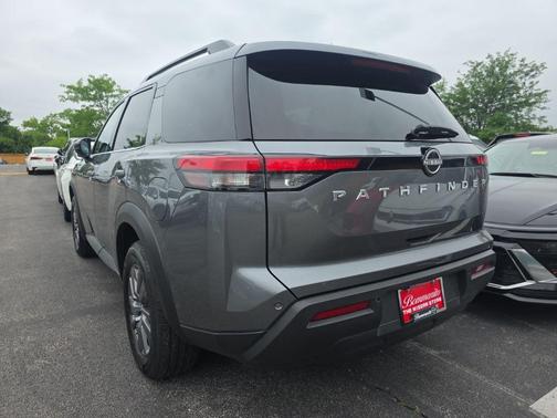 Gun Metallic 2025 Nissan Pathfinder SV
