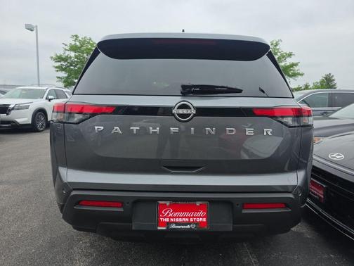 Gun Metallic 2025 Nissan Pathfinder SV