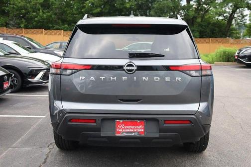 Gun Metallic 2025 Nissan Pathfinder SV