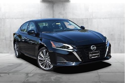 2025 Nissan Altima SL