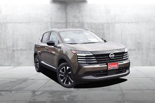 Canyon Bronze M 2026 Nissan Kicks SV