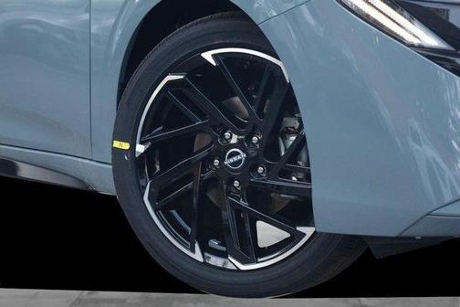 2t Gry Blk Roof 2026 Nissan Sentra SR