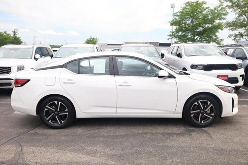 Cloud White 2025 Nissan Sentra SV